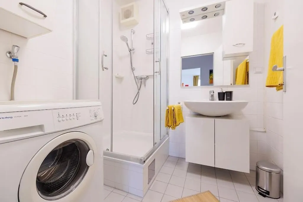 Apartment New! Cozy & Lovely Home In The 3Rd District Vienna Austria